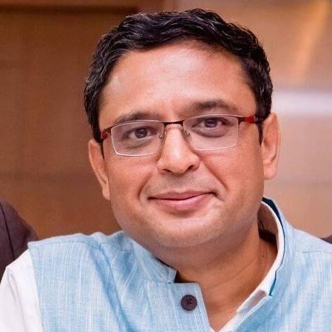 उत्तराखंड कांग्रेस को बड़ा झटका, मनीष खंडूरी ने छोड़ी पार्टी उत्तराखंड कांग्रेस को बड़ा झटका, मनीष खंडूरी ने छोड़ी पार्टी