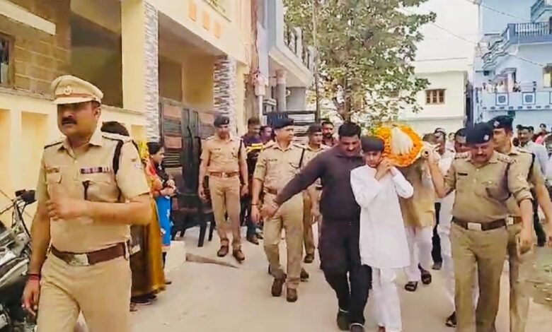 हेड कांस्टेबल राजीव राणा का निधन, SSP ने दी श्रद्धांजलि हेड कांस्टेबल राजीव राणा का निधन, SSP ने दी श्रद्धांजलि