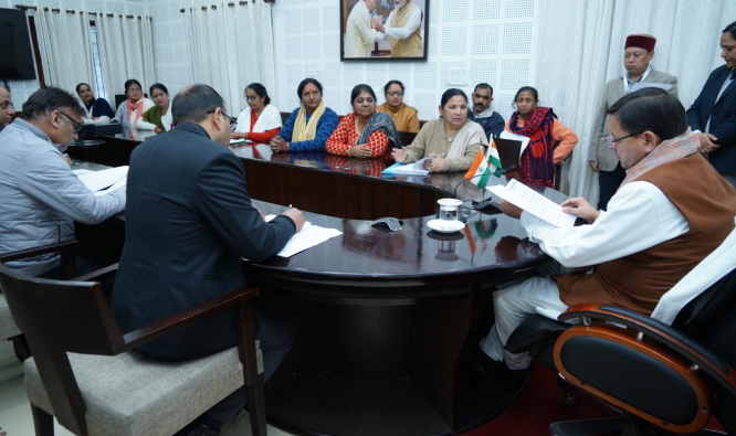 Uttarakhand: आशा व आंगनबाड़ी स्वास्थ्य कार्यकत्रियों की मांग पर कार्रवाई का भरोसा