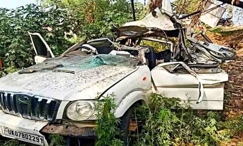 तेज रफ्तार स्कॉर्पियो खाई में जा गिरी, एक ही परिवार के 4 लोगों की दर्दनाक मौत ,मचा कोहराम