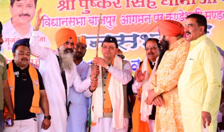 मुख्यमंत्री धामी ने कुण्डेश्वरी में भाजपा प्रत्याशी अजय भट्ट के पक्ष में किया प्रचार