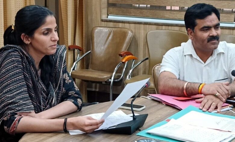 घर-घर सर्वे कराते हुए वोटर लिस्ट की कमियां देखने के निर्देश