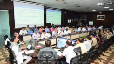 सीएम ने दिए निर्देश : वनाग्नि पर रोक के लिए सचिवों को दी जाएगी जिम्मेदारी सीएम ने दिए निर्देश : वनाग्नि पर रोक के लिए सचिवों को दी जाएगी जिम्मेदारी