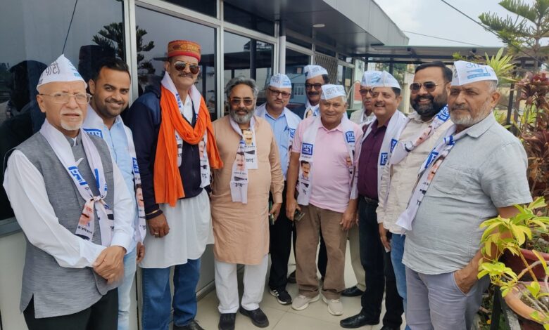 प्रदेश अध्यक्ष ने की कार्यकर्ताओं के साथ बैठक, जारी किये दिशा निर्देश