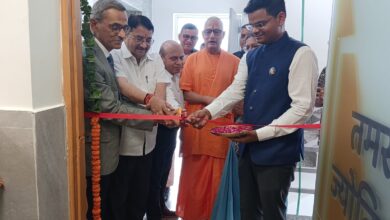 चारधाम यात्रा में चलने वाले सभी वाहन चालकों के लिए निशुल्क नेत्र जांच शिविर का आयोजन चारधाम यात्रा में चलने वाले सभी वाहन चालकों के लिए निशुल्क नेत्र जांच शिविर का आयोजन