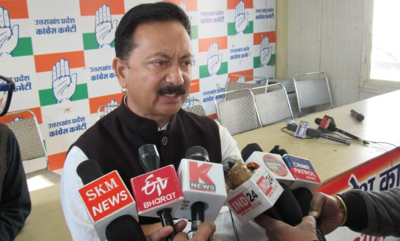 कपाट खुलने के पहले ही दिन केदारनाथ क्यों पहुंचे सीएम : करन माहरा