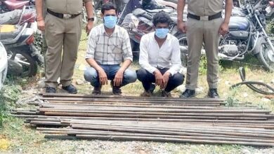 निर्माण सामग्री चोरी करने वाले 2 अभियुक्त गिरफ्तार