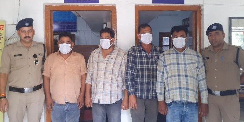 अंतर्राज्यीय जेबकतरा गिरोह के चार सदस्य पुलिस गिरफत में