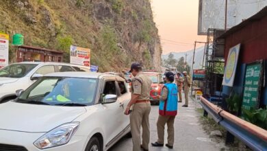 बिना पंजीकरण यात्रा कर रहे यात्री वाहनों की एंट्री रहेगी बन्द, बिना पंजीकरण यात्रा कर रहे यात्री वाहनों की एंट्री रहेगी बन्द,