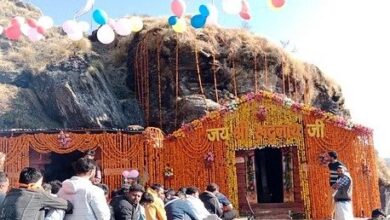 श्रद्धालुओं के लिए खोल दिए गए चतुर्थ केदार रुद्रनाथ मंदिर के कपाट