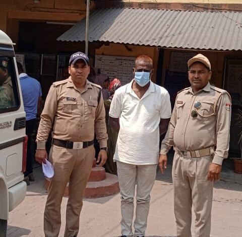 आगजनी की घटना में फरार अभियुक्त गिरफ्तार आगजनी की घटना में फरार अभियुक्त गिरफ्तार