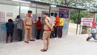 पुलिस उपाधीक्षक ने किया पंजीयन केन्द्र का औचक निरीक्षण पुलिस उपाधीक्षक ने किया पंजीयन केन्द्र का औचक निरीक्षण