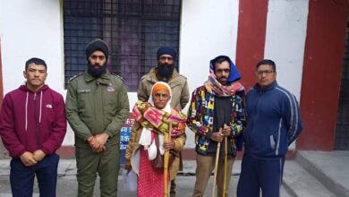 बुजुर्ग की “जिद” को पुलिस ने किया पूरा, करवाए श्री हेमकुंड साहिब के दर्शन