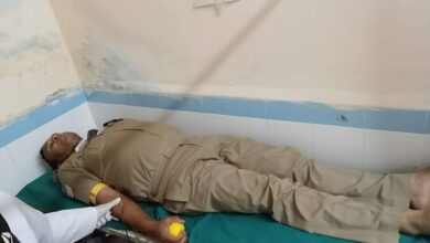 पुलिस ने किया “रक्तदान महादान” को चरितार्थ