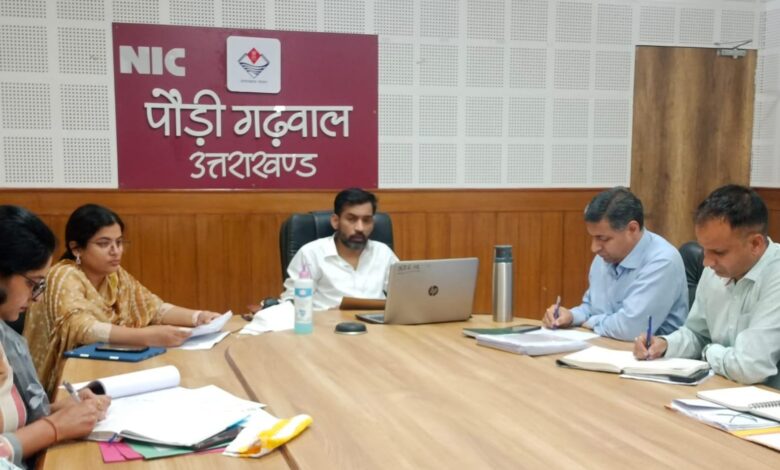 सीएम हेल्पलाइन में आई शिकायतों का प्राथमिकता से निवारण करें अधिकारी सीएम हेल्पलाइन में आई शिकायतों का प्राथमिकता से निवारण करें अधिकारी