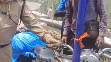 “बुलेट राजाओं” पर चमोली पुलिस एक्शन “बुलेट राजाओं” पर चमोली पुलिस एक्शन