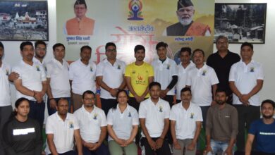 अंतरराष्ट्रीय योग दिवस के अवसर पर सूचना विभाग में किया गया योगाभ्यास