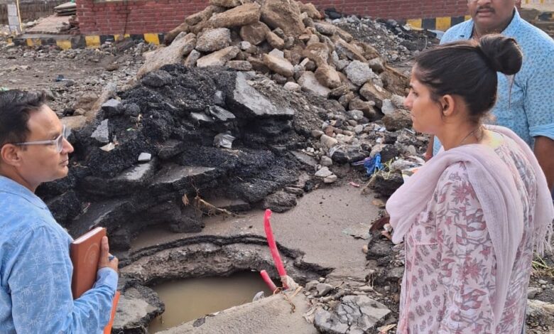 निर्माण कार्यों का स्थलीय निरीक्षण