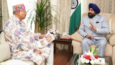 कैबिनेट मंत्री ने की राज्यपाल से मुलाकात