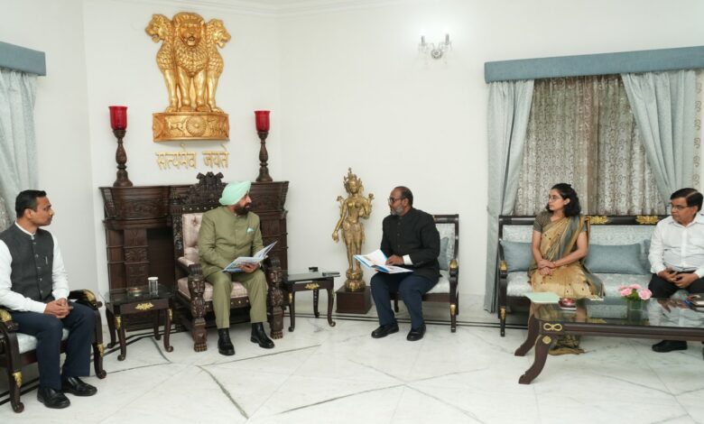 पुस्तक ‘‘उत्तराखण्ड लोकसभा चुनाव-2024’’ का विमोचन पुस्तक ‘‘उत्तराखण्ड लोकसभा चुनाव-2024’’ का विमोचन