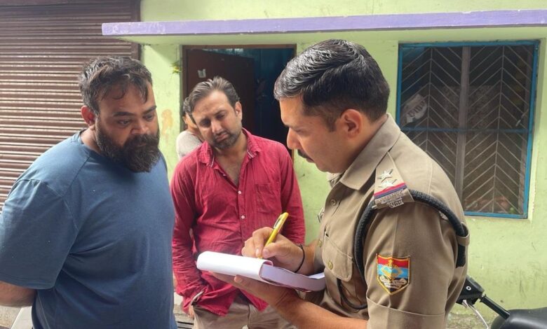 व्यापक स्तर पर चला दून पुलिस का सत्यापन अभियान
