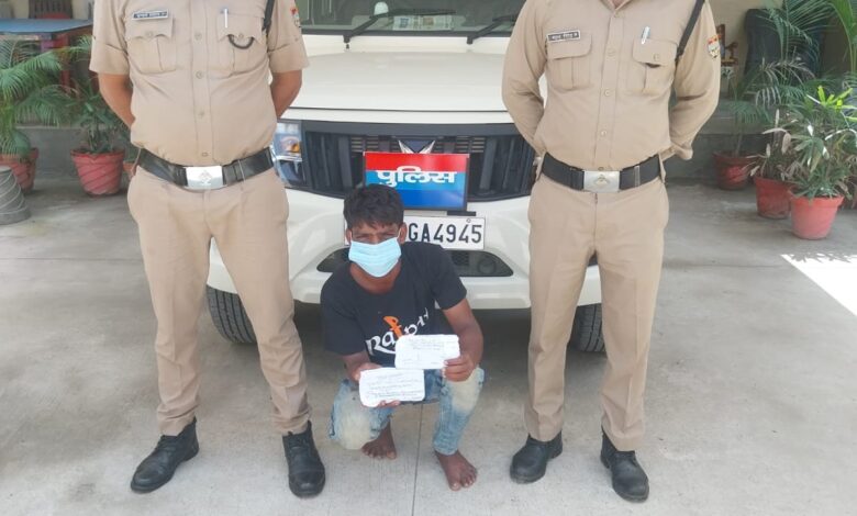 मोबाइल चोरी की घटनाओं का दून पुलिस ने किया खुलासा