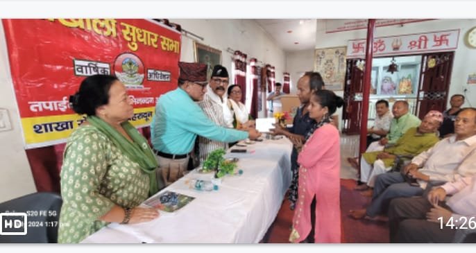 मेघावी छात्र-छात्राओं को बाँटी छात्रवृत्तियाँ