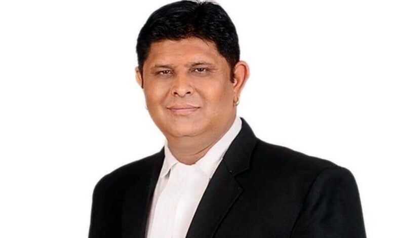 सैन्यधाम में शहीदों की मिट्टी में भी कमीशन का खेल सैन्यधाम में शहीदों की मिट्टी में भी कमीशन का खेल