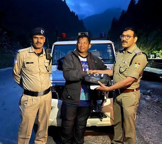 पुलिस ने मानवता के साथ दिया ईमानदारी का परिचय