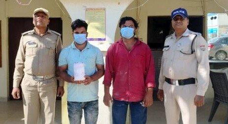 पुलिस ने किया दो सगे भाईयों को 20 किलो गौमांस के साथ गिरफ्तार