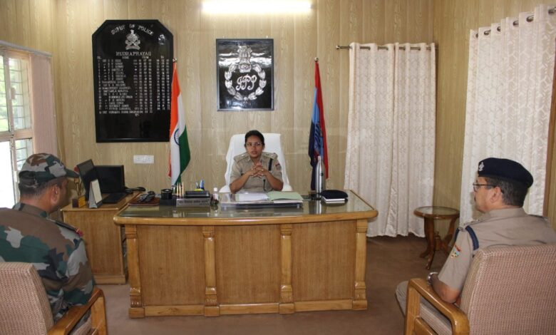 केन्द्रीय एजेन्सियों के प्रतिनिधियों के साथ बैठक आयोजित