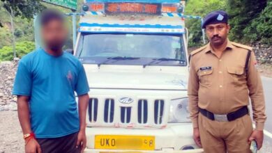 पुलिस का बड़ा एक्शन : अवैध खनन में शामिल पिकअप वाहन जब्त