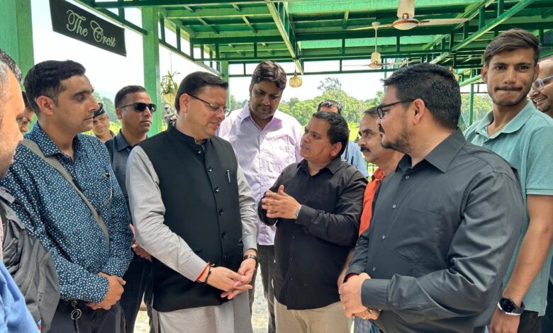 इलेक्ट्रॉनिक मीडिया के पत्रकारों ने की सीएम से मुलाकात इलेक्ट्रॉनिक मीडिया के पत्रकारों ने की सीएम से मुलाकात