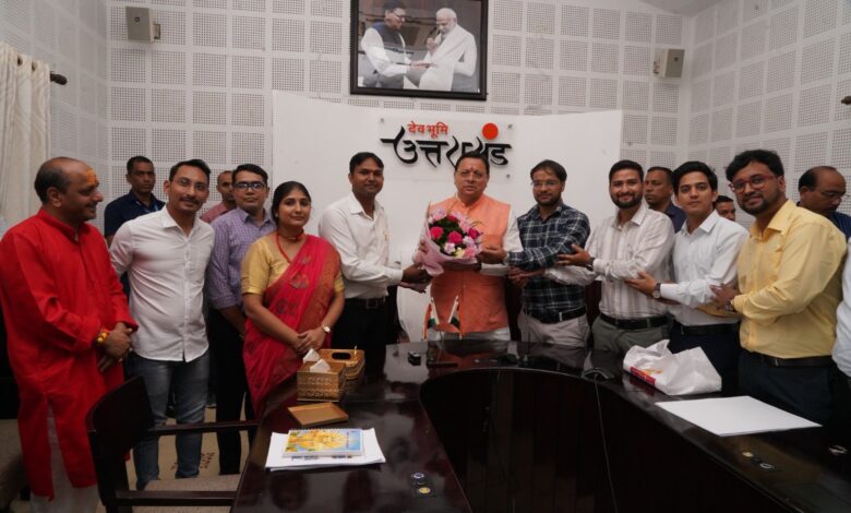 उत्तराखंड प्रांतीय सिविल सेवा- 2021 में चयनित अभ्यर्थियों ने किया मुख्यमंत्री का धन्यवाद ज्ञापित