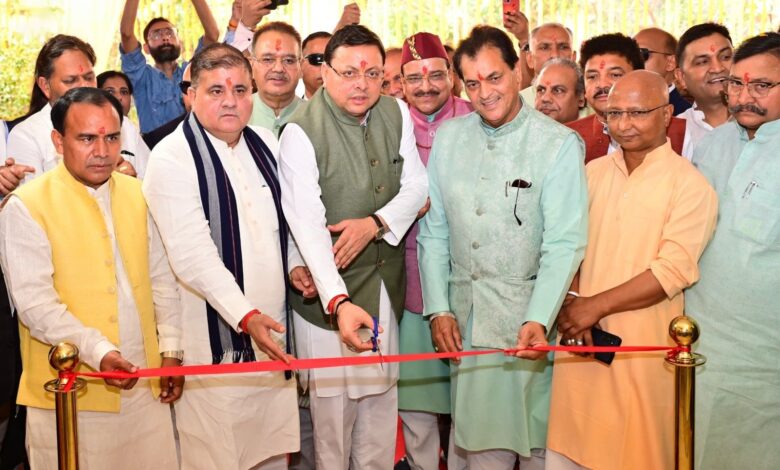 उत्तराखण्ड निवास में राज्य की संस्कृति, लोक कला और वास्तुकला का किया गया है समावेश उत्तराखण्ड निवास में राज्य की संस्कृति, लोक कला और वास्तुकला का किया गया है समावेश