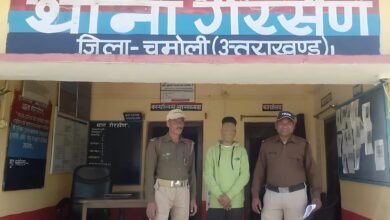 अपराध पर प्रहार, वारंटी गिरफ्तार अपराध पर प्रहार, वारंटी गिरफ्तार