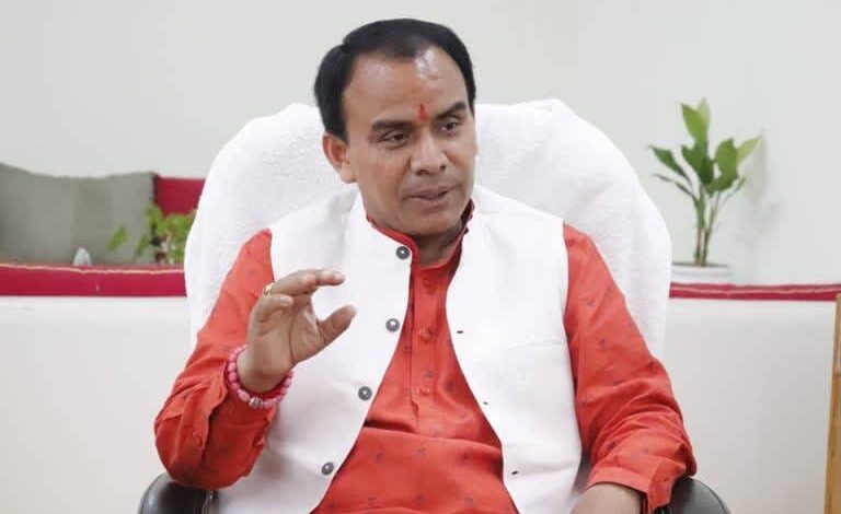 शिक्षा मंत्री डा. रावत के निर्देश, अतिथि शिक्षकों को शीघ्र दें तैनाती शिक्षा मंत्री डा. रावत के निर्देश, अतिथि शिक्षकों को शीघ्र दें तैनाती