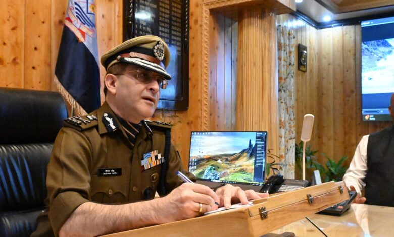 दीपम सेठ ने ग्रहण किया डीजीपी के रूप में पदभार दीपम सेठ ने ग्रहण किया डीजीपी के रूप में पदभार