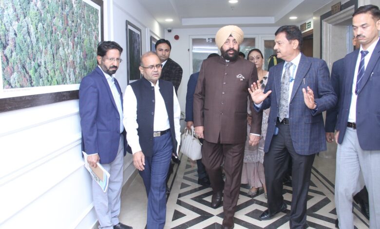 राज्यपाल ने किया ‘उत्तराखण्ड निवास’ का भ्रमण