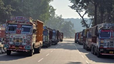 पुलिस ने चलाया ओवर लोडिंग के विरुद्ध अभियान, 34 डम्पर, एलपी ट्रक व दो यूटिलिटी वाहन सीज पुलिस ने चलाया ओवर लोडिंग के विरुद्ध अभियान, 34 डम्पर, एलपी ट्रक व दो यूटिलिटी वाहन सीज