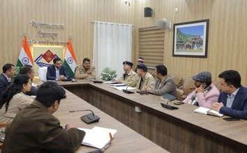 स्थानीय स्टेकहोल्डर्स से समन्वय कर तैयार करें प्रभावी यातायात प्लानः डीएम