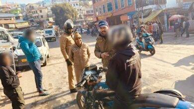 ट्रैफिक रूल तोड़ने वाले 112 लोगों के विरूद्ध कार्रवाई