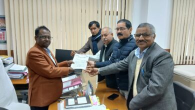 विद्युत उपभोक्ताओं को राहत दिलाने के लिए मोर्चा ने नियामक आयोग में दी दस्तक