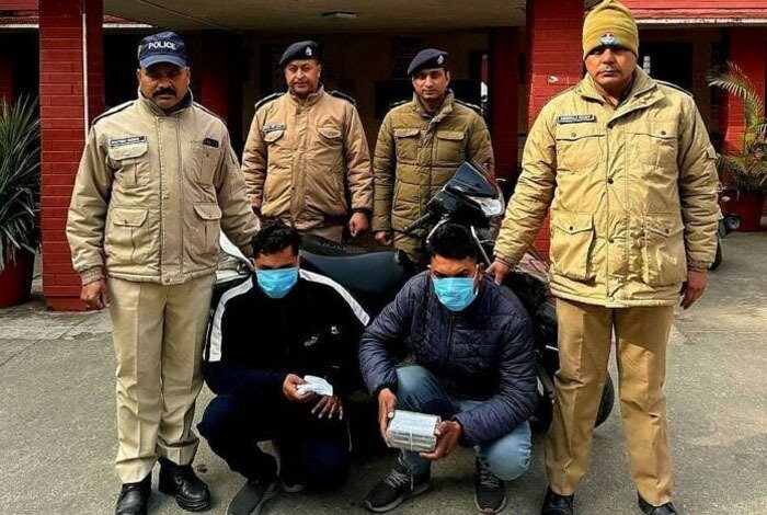 ओएनजीसी का संविदाकर्मी 10 लाख की स्मैक व साथी सहित गिरफ्तार