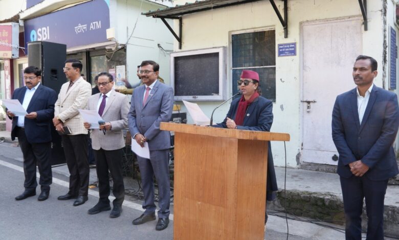 मुख्य सचिव ने दिलाई मताधिकार के प्रयोग की शपथ