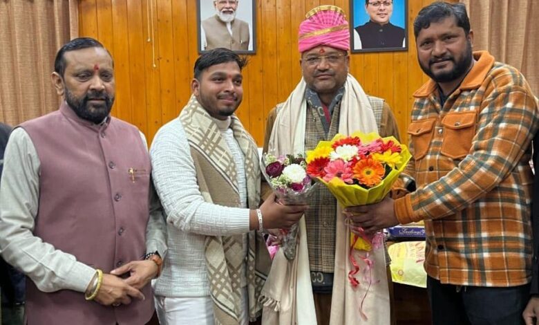 राष्ट्रीय वाल्मिकी क्रांतिकारी मोर्चा ने किया महापौर का स्वागत