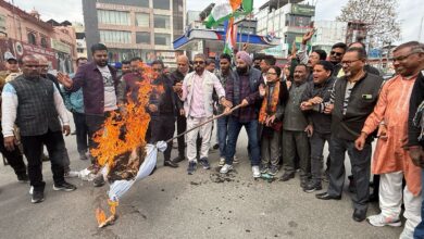 कैबिनेट मंत्री अग्रवाल का इस्तीफा ले धामी सरकार