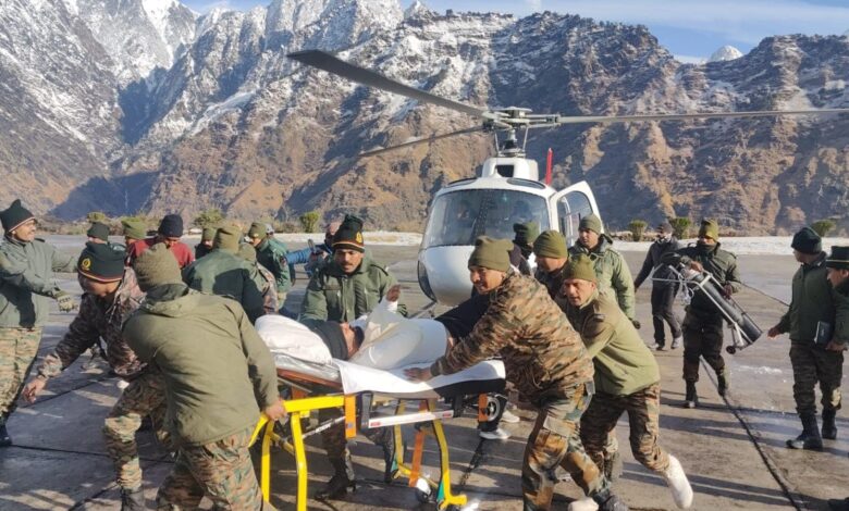 पांच मजदूरों को बचाने के लिए रेस्क्यू ऑपरेशन जारी