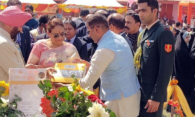 राजभवन फूल प्रदर्शनी में प्रदर्शित हुआ प्रभु श्रीराम सांस्कृतिक पुष्प घाटी राजभवन फूल प्रदर्शनी में प्रदर्शित हुआ प्रभु श्रीराम सांस्कृतिक पुष्प घाटी