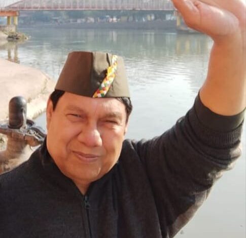 राज्य आंदोलनकारियों को सड़क छाप बताने के लिए महेंद्र भट्ट माफी मांगे : धीरेंद्र प्रताप